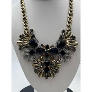 Chloe + Isabel Crystal Dramatic
Elegant Deco  Fanfare Necklace Gold‎ Tone Chain